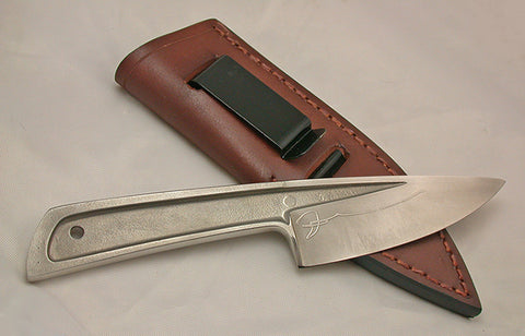 Boye Basic 3 with 'Dragon' Etching and Leather Sheath.