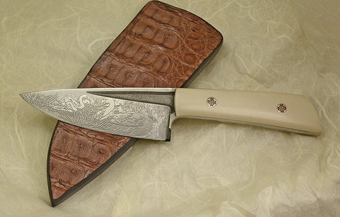 Boye Basic 3 with 'Swans' Etching and Paper Micarta Handle.