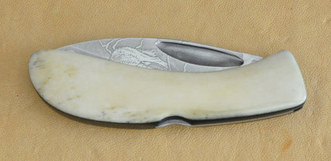 Boye Custom Prophet Lockback Folding Knife with 'Wolf' Etching.