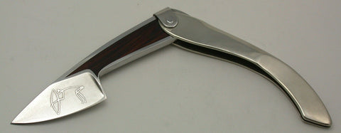 Boye Large Tweezerlock Folder with 'Bow Hunter' Etching and Inlay.