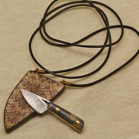 Boye Basic Photon with 'Baby Barn Owl' Etching & Buckeye Burl Handle.