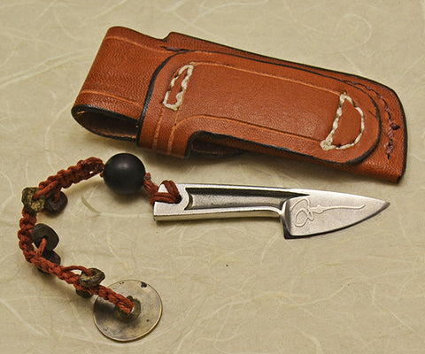 Boye Basic Photon with '3 Baby Barn Owls' Etching with Leather Belt Sheath and Antique Button Lanyard.