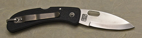 Boye Basketweave/Open Thumb Hole Lockback Folding Pocket Knife with 'Basketweave' Etching.