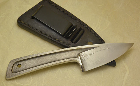 Boye Basic 2 with 'Eagles' Etching & Black Leather Sheath.