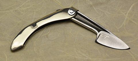 Boye Mini-Tweezerlock Folding Pocket Knife with Seashells Etching.