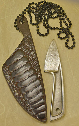 Boye Sub-Basic with 'Bobcat in the Ferns' Etching and Dark Brown Ostrich Double-sided Neck Sheath.