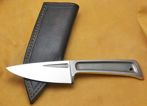 Boye Basic 3 Cobalt with Leather Sheath and Belt Clip.