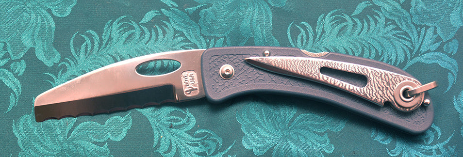 Boye Cobalt Sheepsfoot Lockback Folding Pocket Knife with Marlin Spike & Blue Handle.