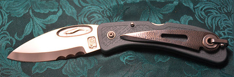 Boye Cobalt Blue Whale Lockback Folding Pocket Knife with Serrations, Blue Handle and Marlin Spike.