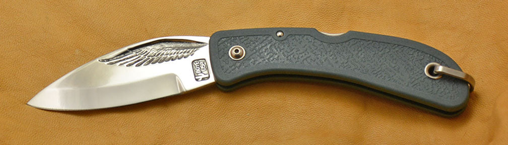 Boye Cobalt Eagle Wing Lockback Folding Pocket Knife with Blue Handle - 3.