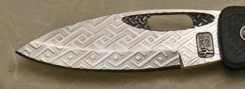 Boye Basketweave/Open Thumb Hole Lockback Folding Pocket Knife with 'Basketweave' Etching.