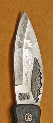Boye Mountain Lockback Folding Pocket Knife with 'Wolf' Etching.