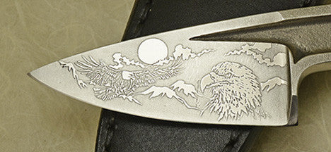 Boye Basic 2 with 'Eagles' Etching & Black Leather Sheath.