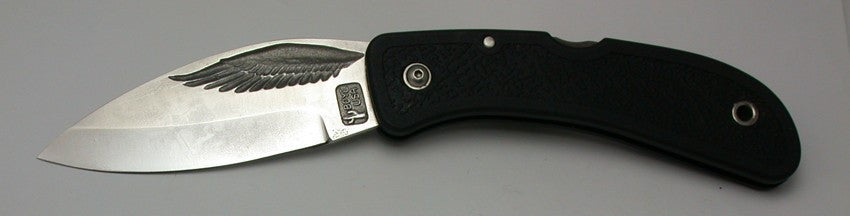 Boye Eagle Wing Lockback Folding Pocket Knife with Plain Etched Blade.