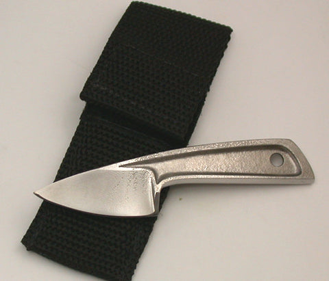 Boye Sub-Basic with Plain Etched Blade - 4.