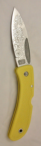 Boye Sunburst Lockback Folding Pocket Knife with 'Sunflower' Etching and Yellow Handle - 2.