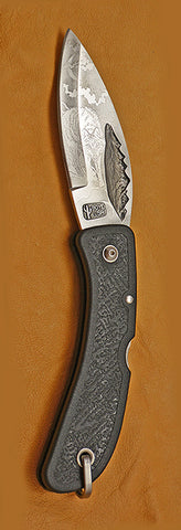 Boye Mountain Lockback Folding Pocket Knife with 'Wolf' Etching.